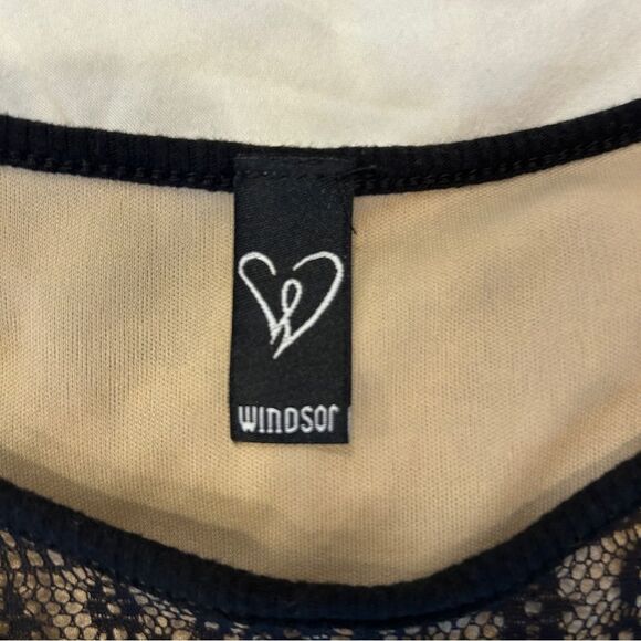 Windsor Women's Black Lace Layered Crew Neck Short Sleeve Peplum Top Size Medium - Picture 2 of 8